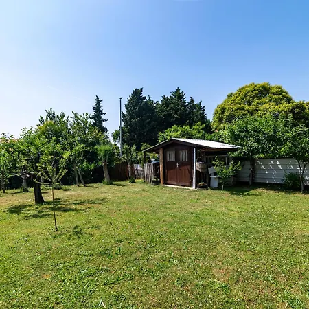 With Parking Space - 23561 Πόρετς