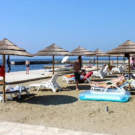 Διαμέρισμα With Parking Space - 23561