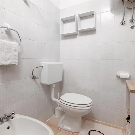 With Parking Space - 23561 Apartman